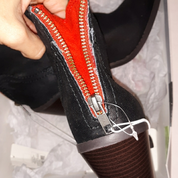 NWT Women's black "Kodi" Vegan Bootie Heel Boot 10 - Picture 6 of 8